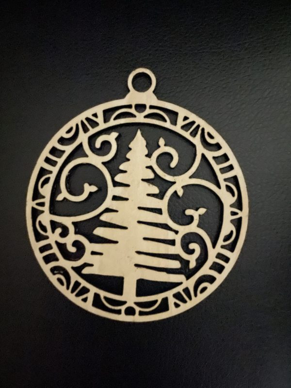 zigzag tree ornament